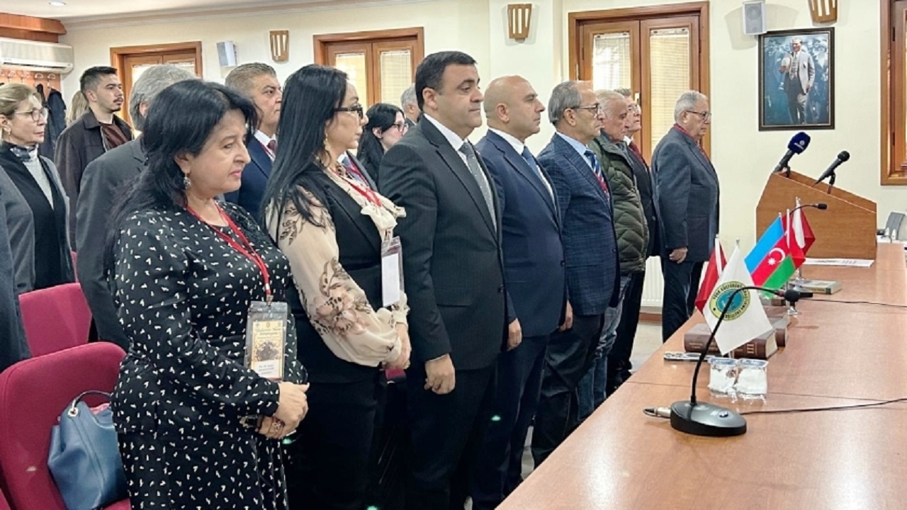 ankara-da-uluslararasi-nesimi-sempozyumu-duzenlendi