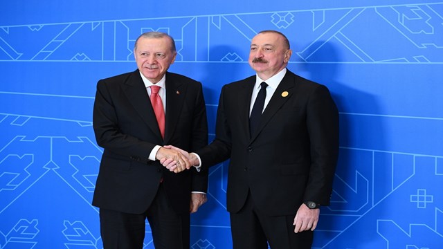 aliyev-den-erdogan-a-29-ekim-mesaji-gercek-dostluk-ve-kardeslik-baglari-birles