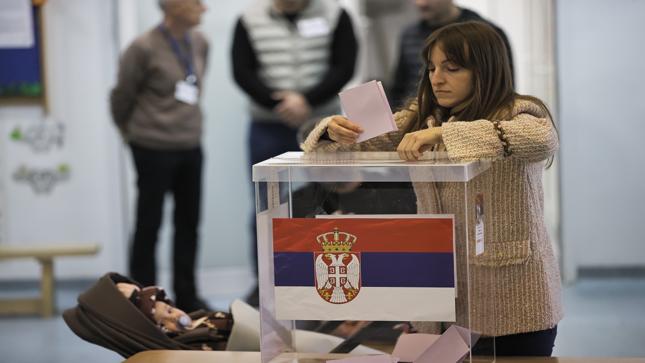 sirbistan-da-erken-secimlerin-on-sonuclari-aciklandi