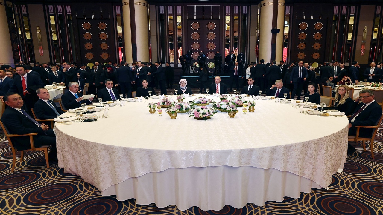 emine-erdogan-tdt-zirvesi-nin-turk-dunyasinin-gelecegine-yon-vermesini-temenni