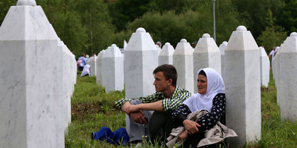 175-srebrenitsa-kurbani-topraga-verildi